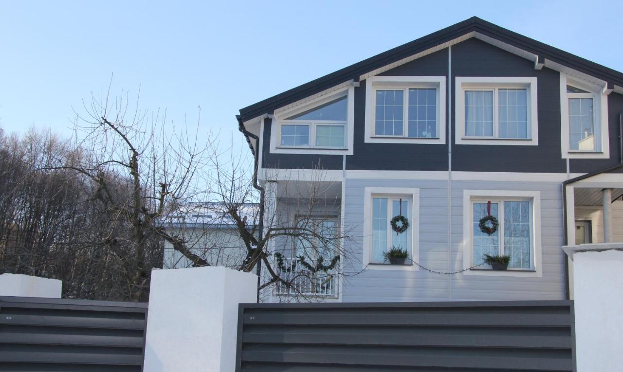 Flat In Cottage Close To The Centre Parking, Wifi, Bbq Lviv Dış mekan fotoğraf