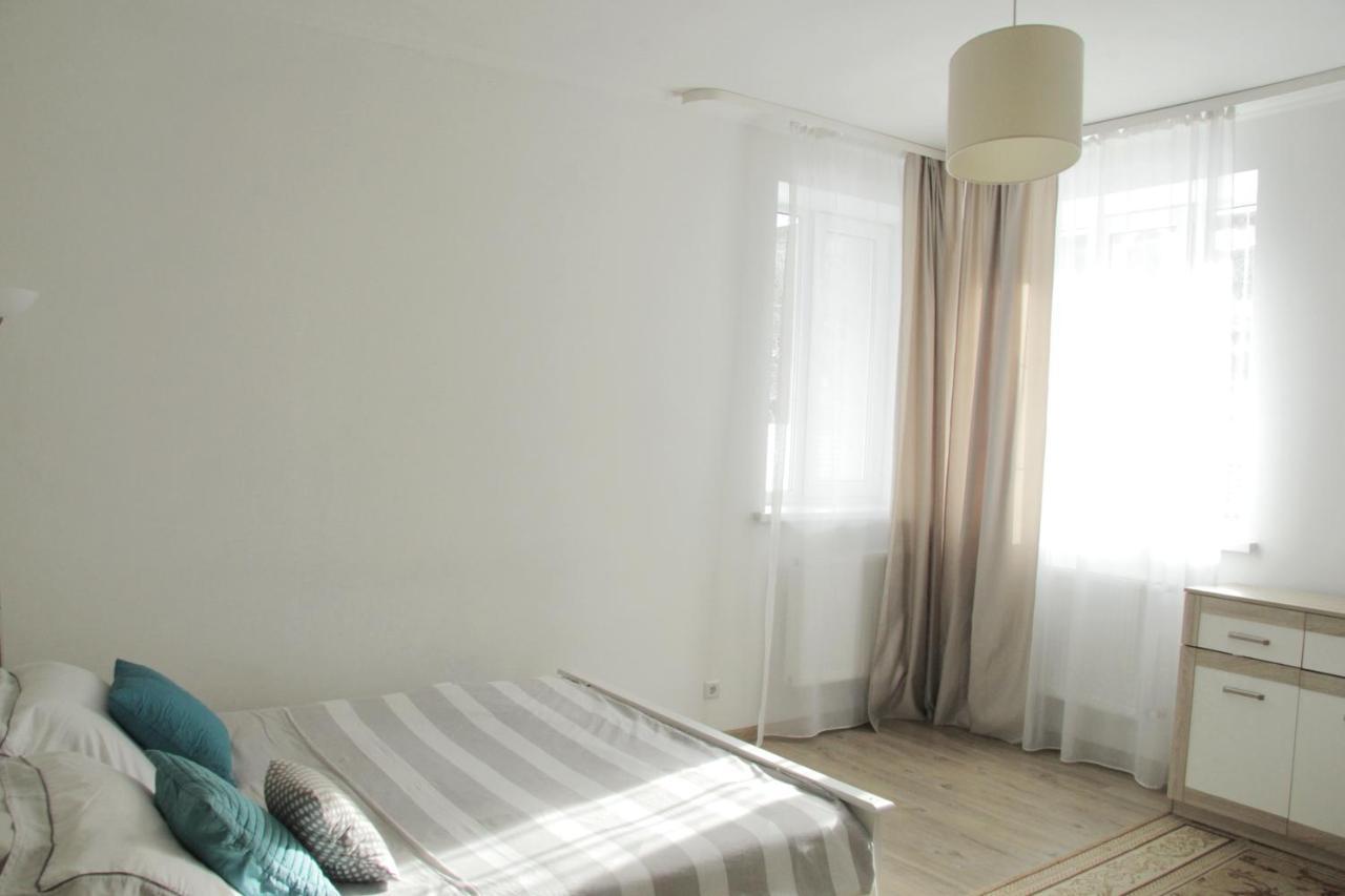 Flat In Cottage Close To The Centre Parking, Wifi, Bbq Lviv Dış mekan fotoğraf
